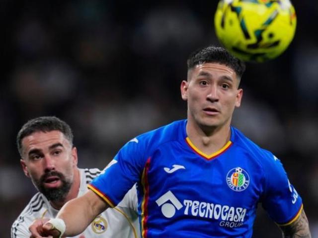 开云电竞注册-萨特里亚诺：走进伯纳乌时皇马展示欧冠奖杯，我一眼都没看